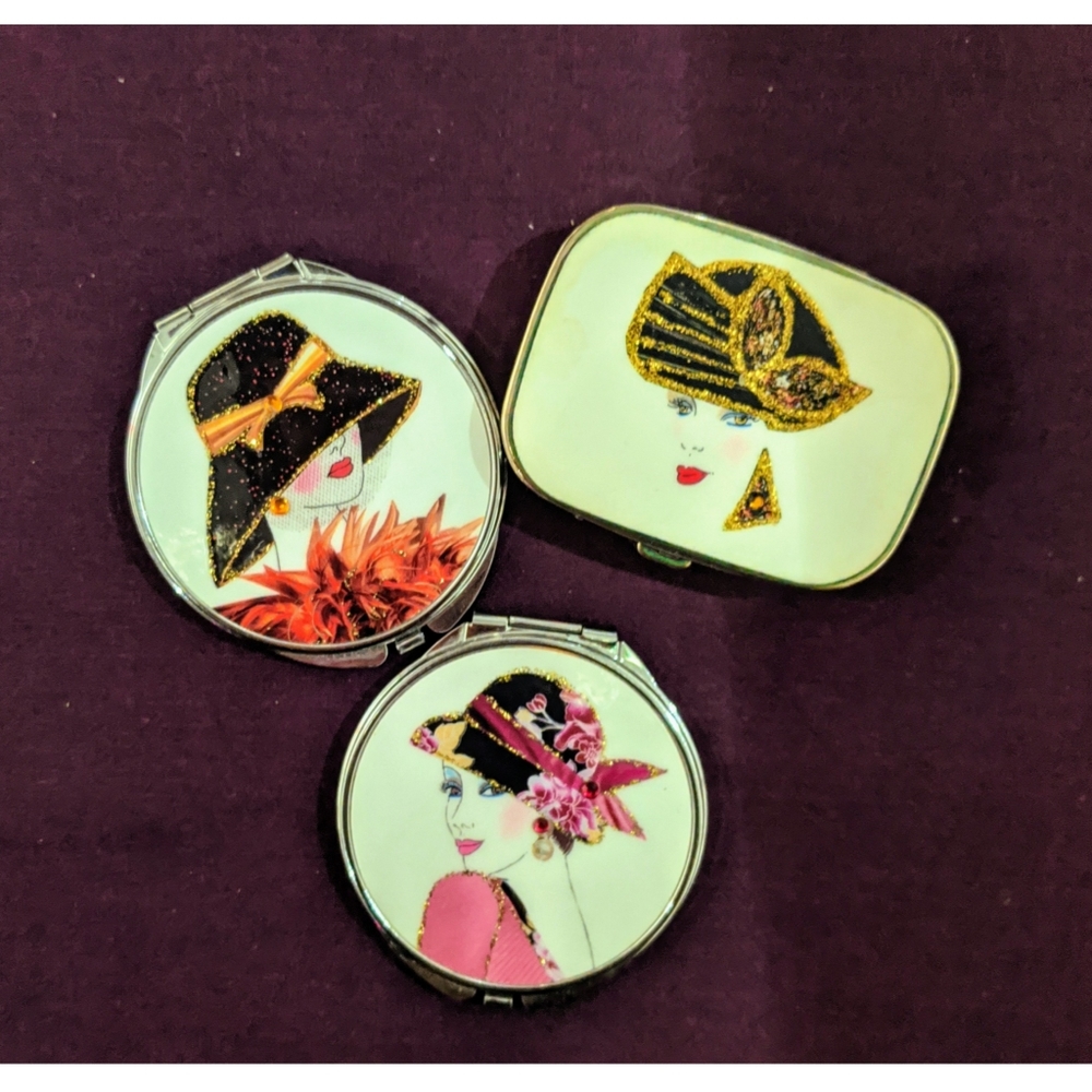 Vintage Pill Box & Compact Mirror Set